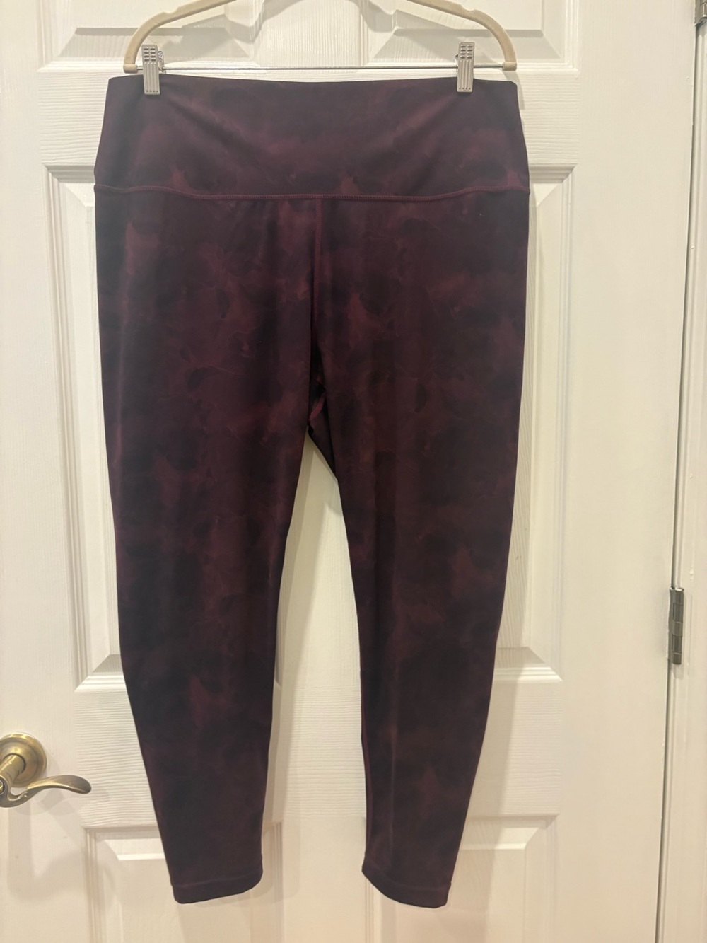 Zella High Rise/Ankle Burgundy/Black Tie-Dye Leggings 2X